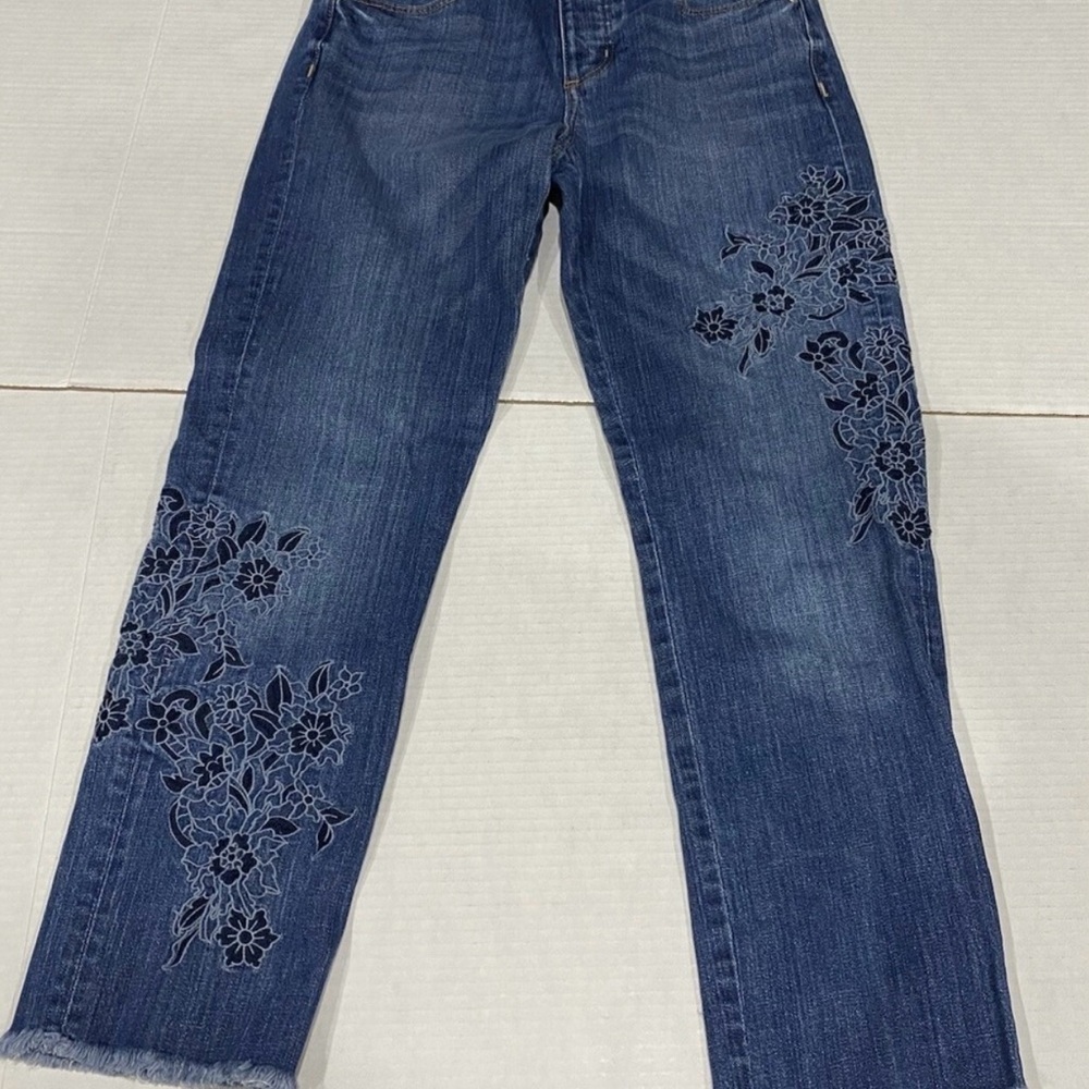 Loft Floral Embroidered Blue Jeans used good condition